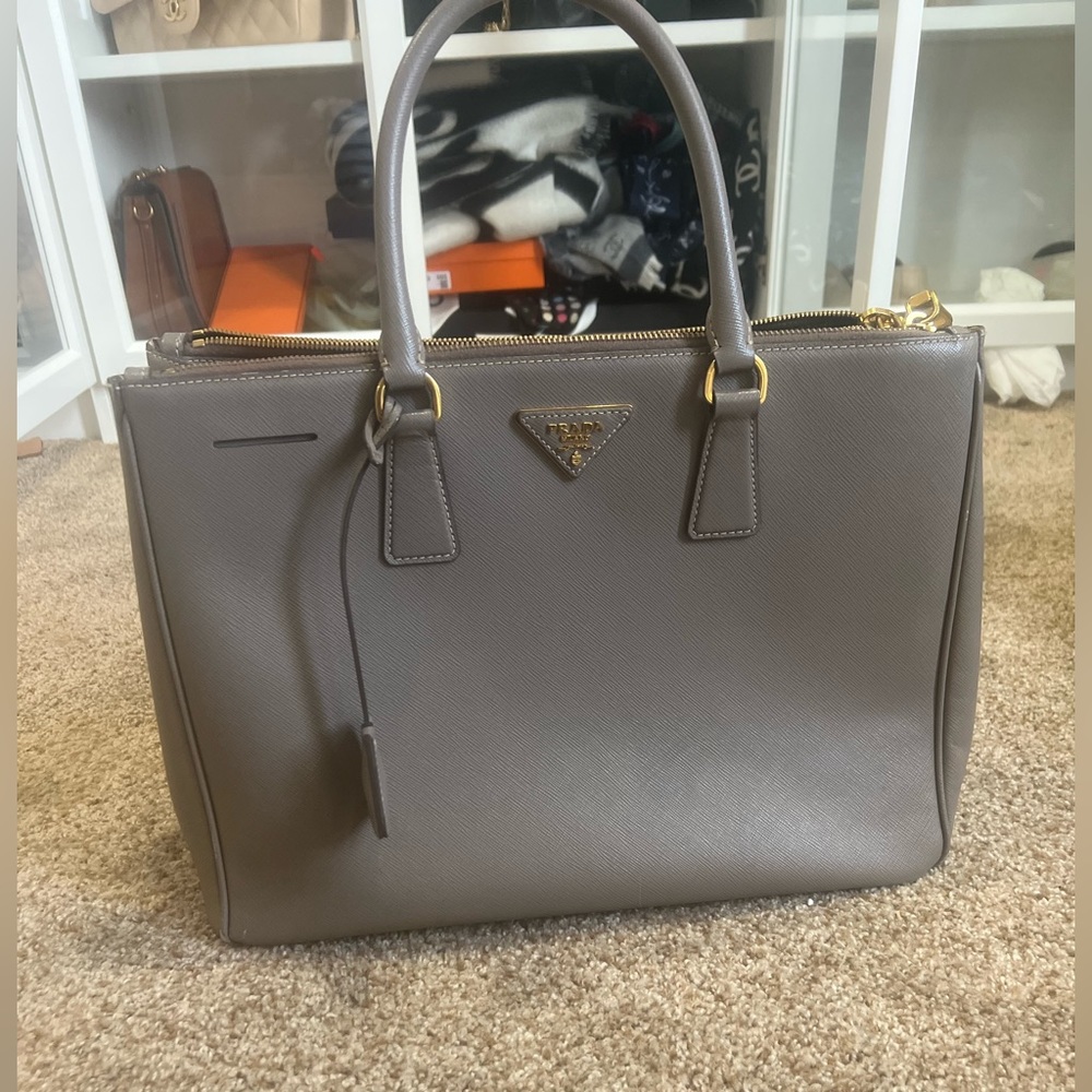 Prada saffiano bag